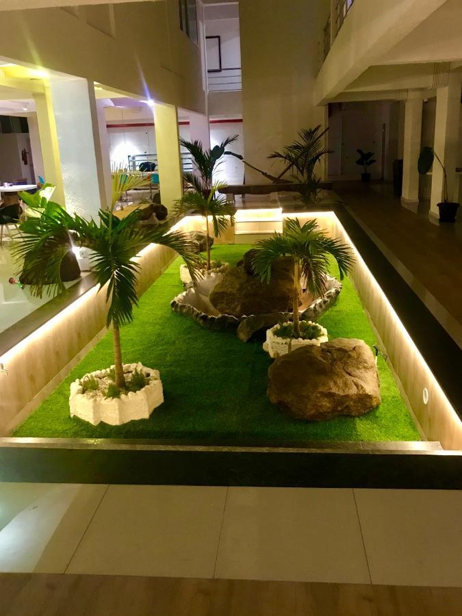 Niasha Otel Mangalore Dış mekan fotoğraf