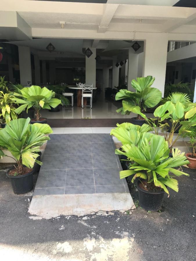 Niasha Otel Mangalore Dış mekan fotoğraf